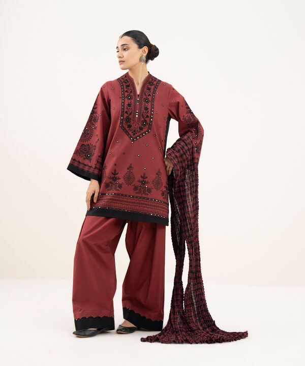 3 Piece - Embroidered Lawn Suit