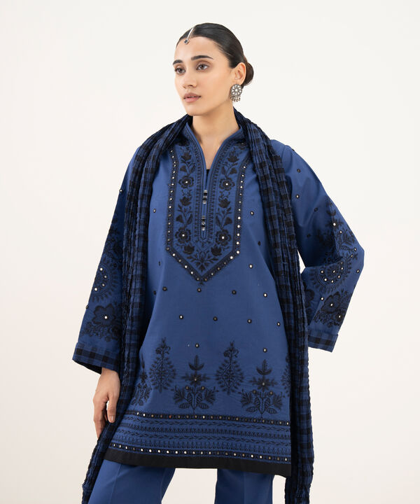 3 Piece - Embroidered Lawn Suit