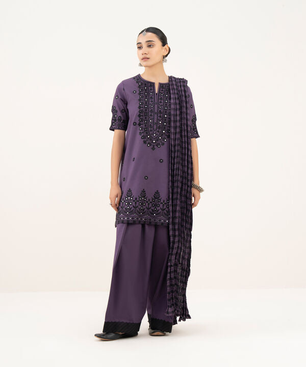 3 Piece - Embroidered Lawn Suit