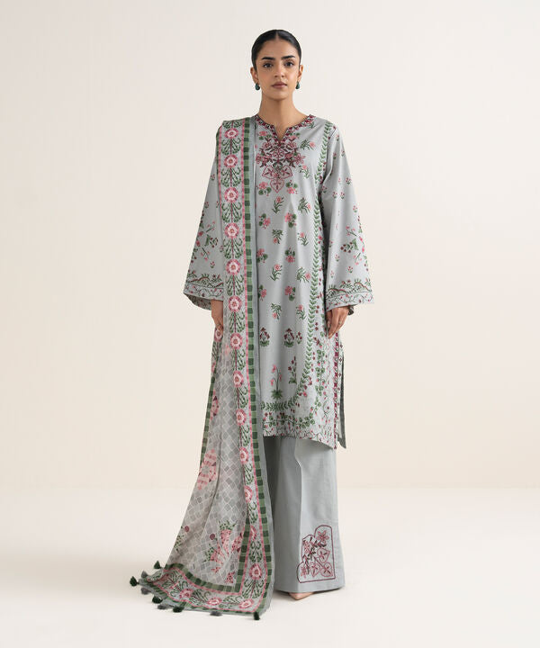 3 Piece - Embroidered Lawn Suit