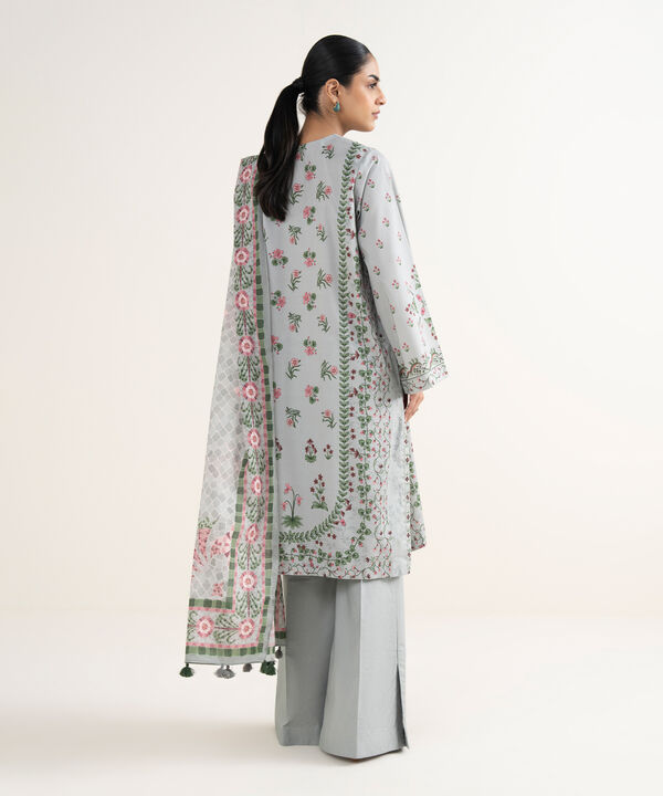 3 Piece - Embroidered Lawn Suit