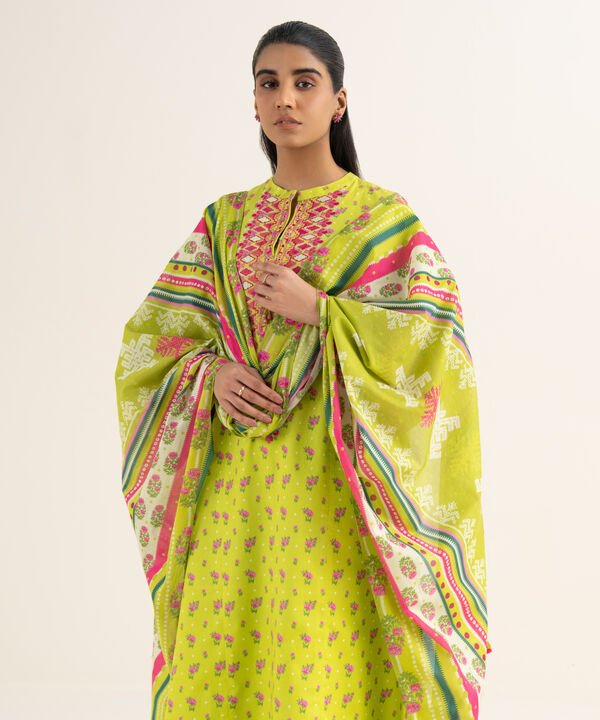 3 Piece - Embroidered Lawn Suit