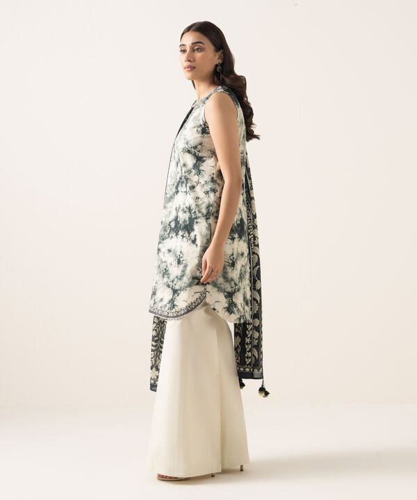 3 Piece - Embroidered Lawn Suit