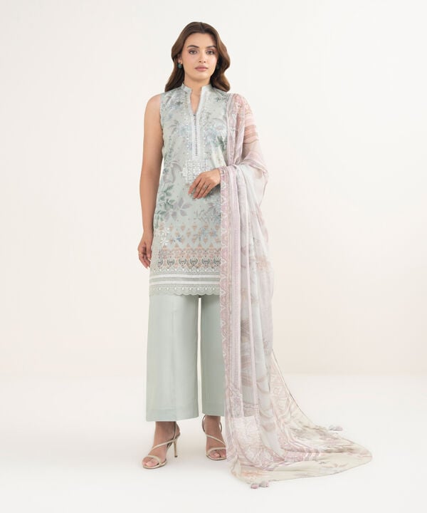 3 Piece - Embroidered Lawn Suit