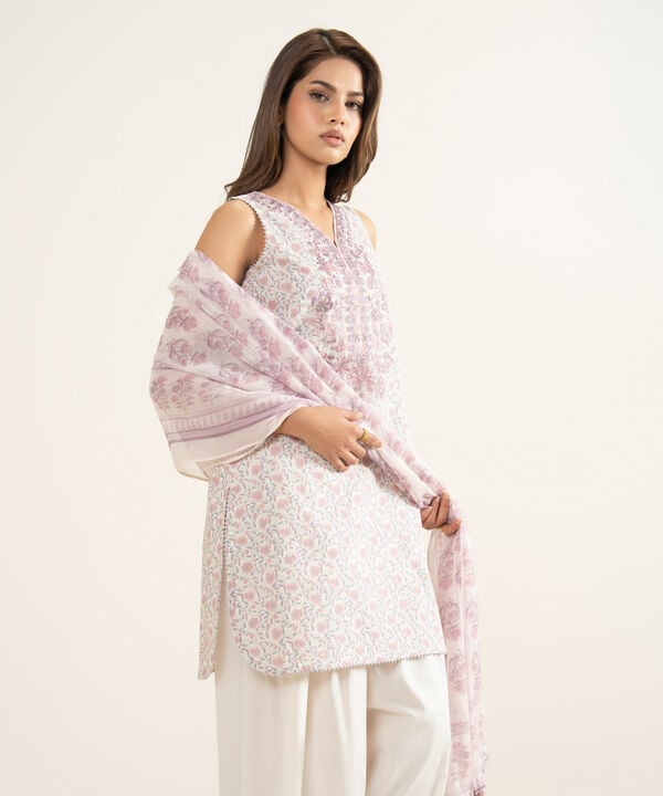 3 Piece - Embroidered Lawn Suit