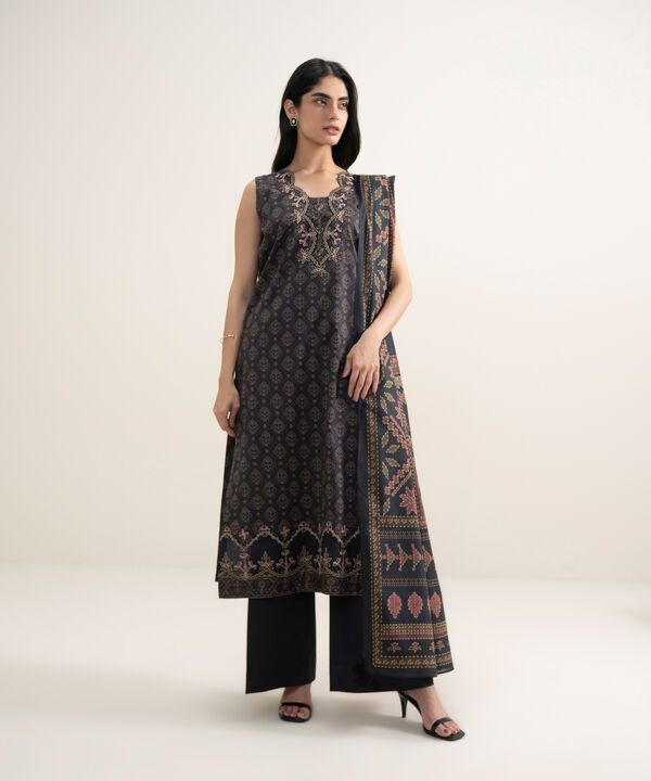3 Piece - Embroidered Lawn Suit