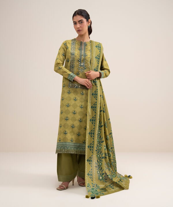 3 Piece - Embroidered Lawn Suit