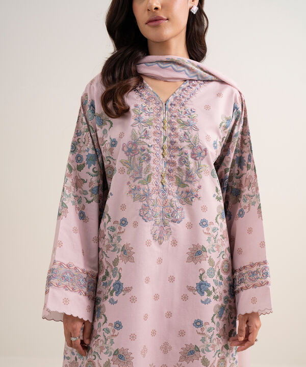 3 Piece - Embroidered Lawn Suit