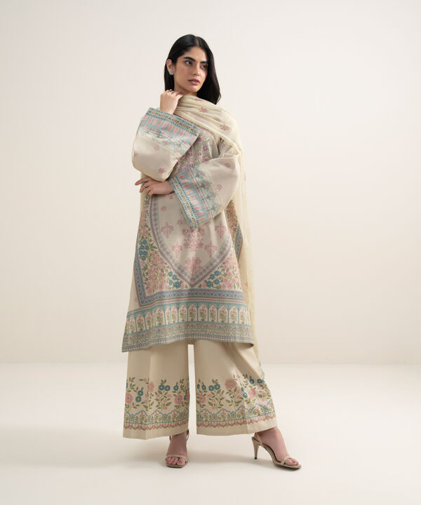 3 Piece - Embroidered Lawn Suit