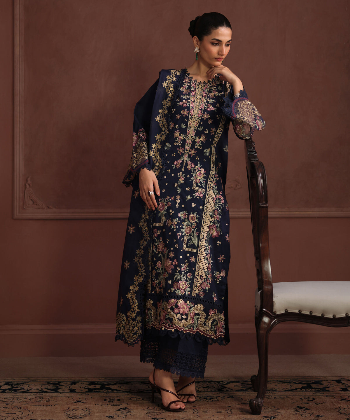 3 Piece - Embroidered Jacquard Suit PES2SCHMV625
