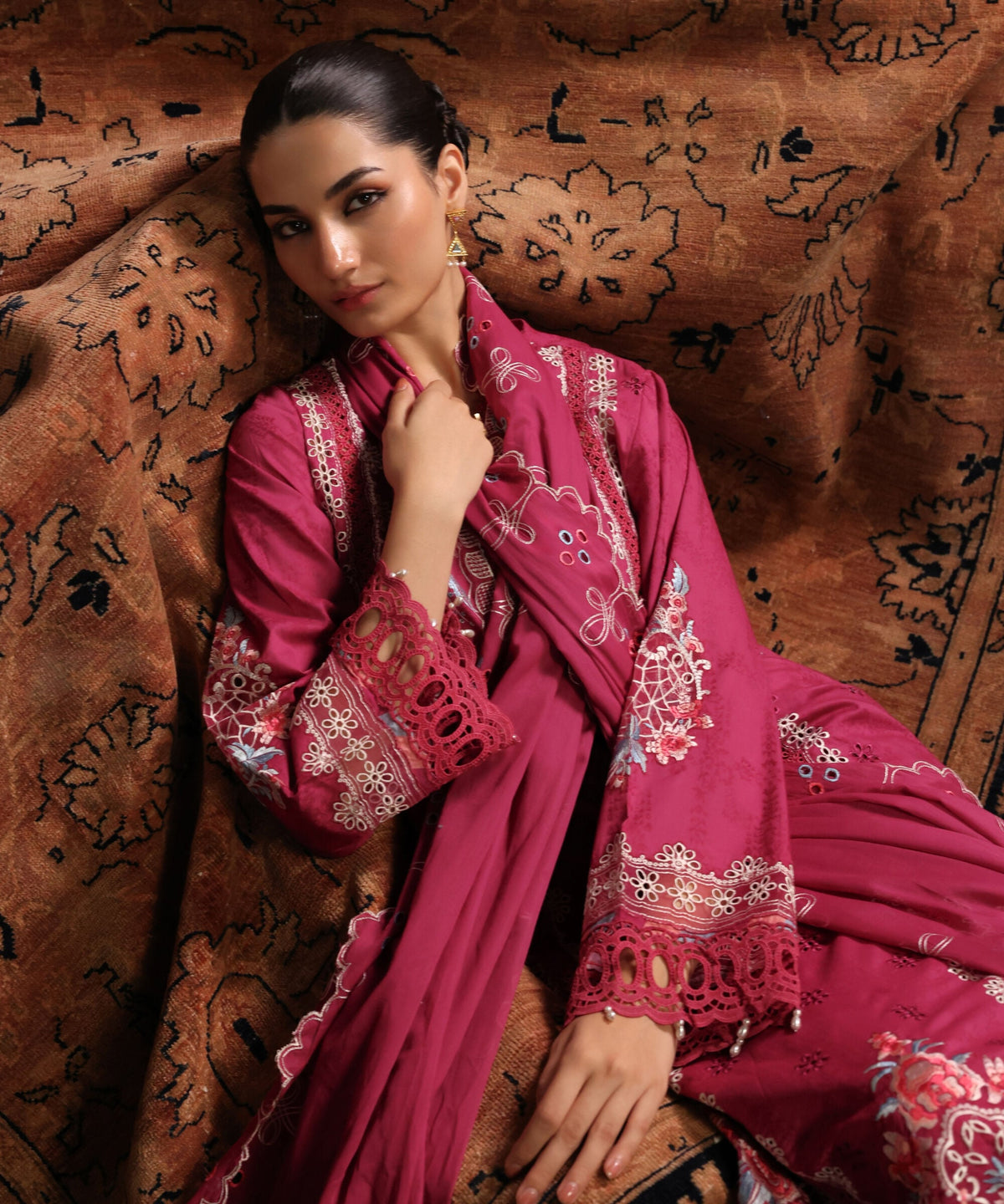 3 Piece - Embroidered Jacquard Suit PES2SCHMV628