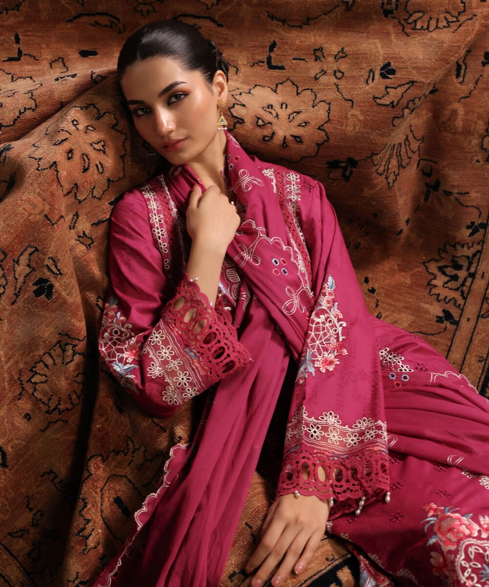 3 Piece - Embroidered Jacquard Suit PES2SCHMV628