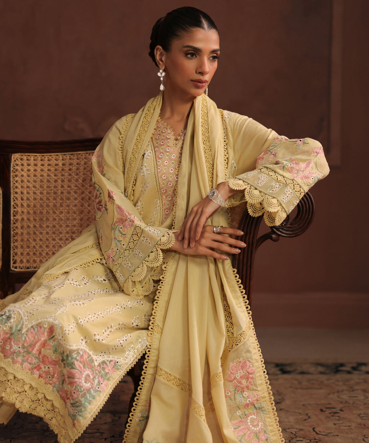 3 Piece - Embroidered Jacquard Suit PES2SCHMV629