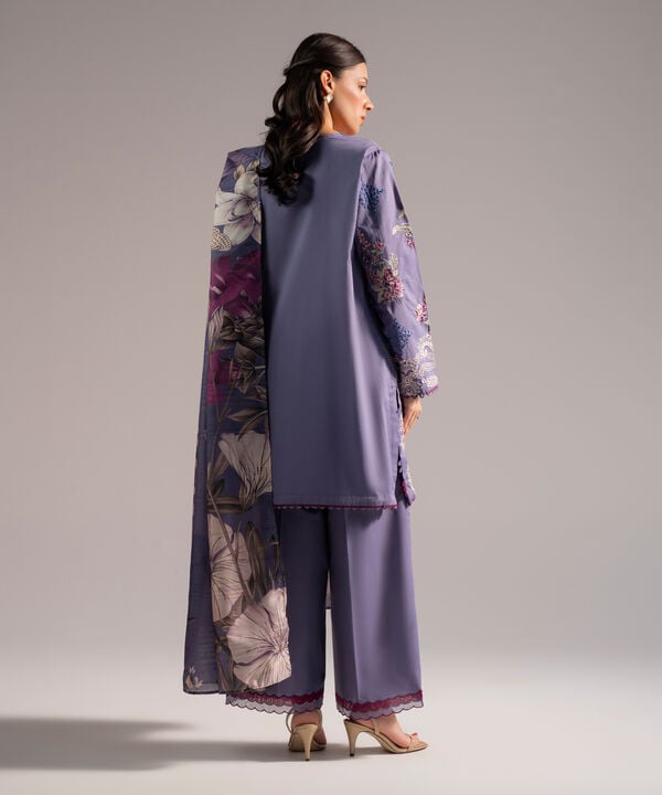 3 Piece - Embroidered Lawn Suit