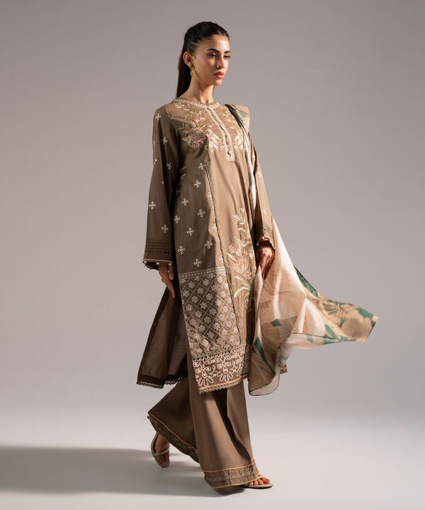 3 Piece - Embroidered Lawn Suit