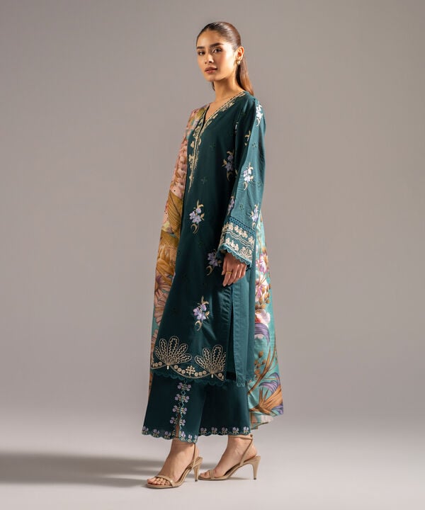 3 Piece - Embroidered Lawn Suit