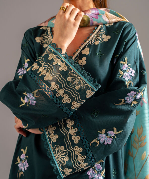 3 Piece - Embroidered Lawn Suit