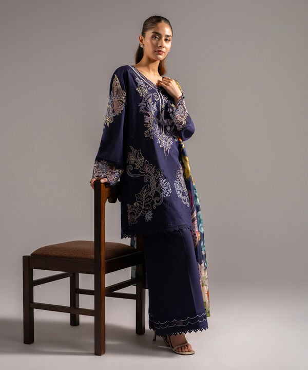 3 Piece - Embroidered Lawn Suit
