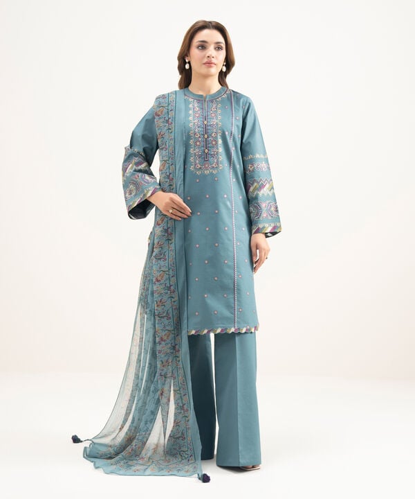 3 Piece - Embroidered Lawn Suit