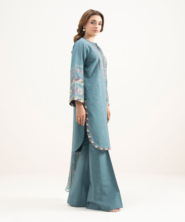 3 Piece - Embroidered Lawn Suit