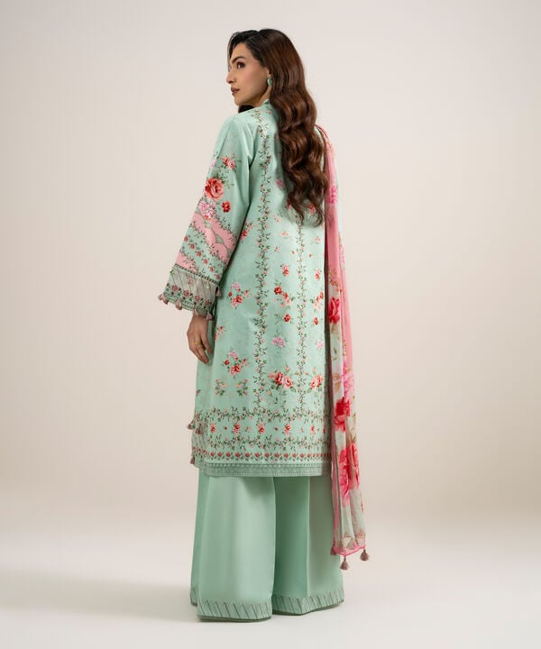 3 Piece - Embroidered Lawn Suit