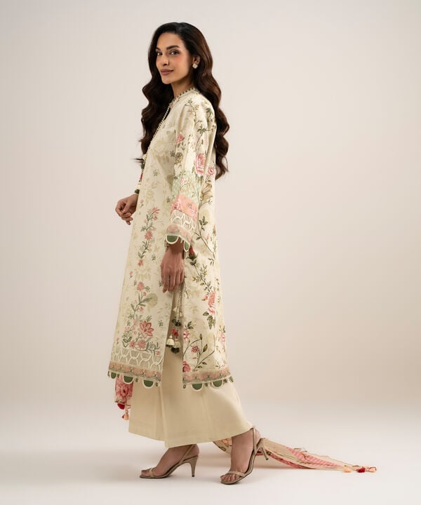 3 Piece - Embroidered Lawn Suit