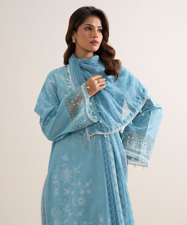 3 Piece - Embroidered Lawn Suit
