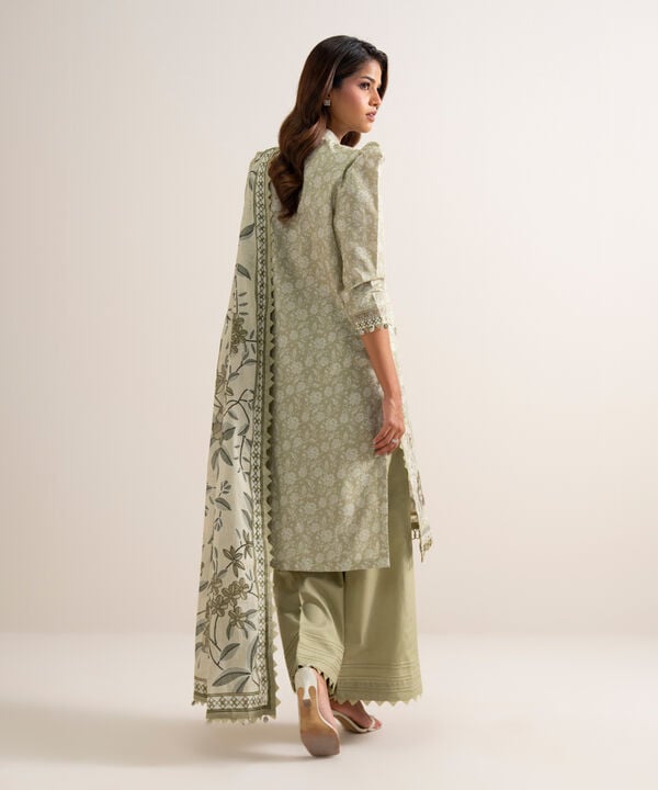 3 Piece - Embroidered Lawn Suit