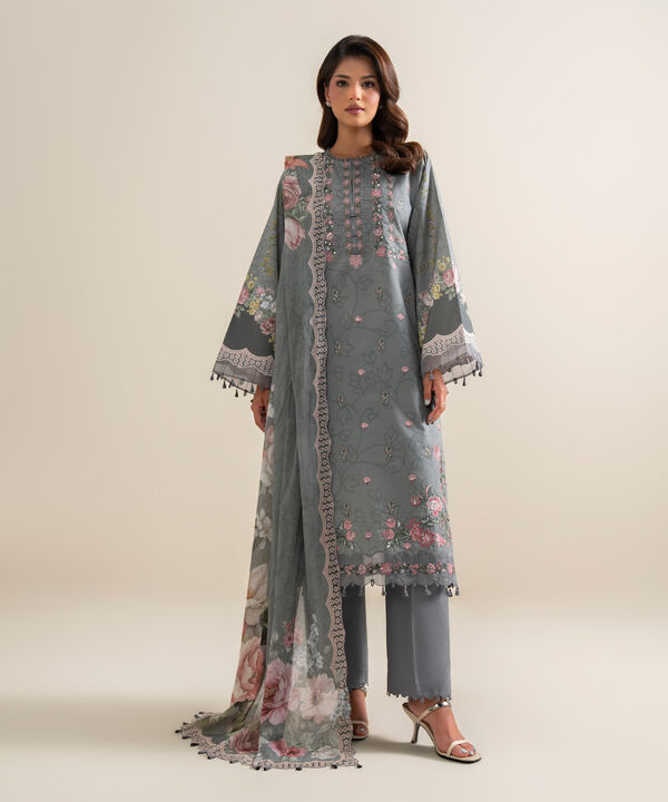 3 Piece - Embroidered Lawn Suit