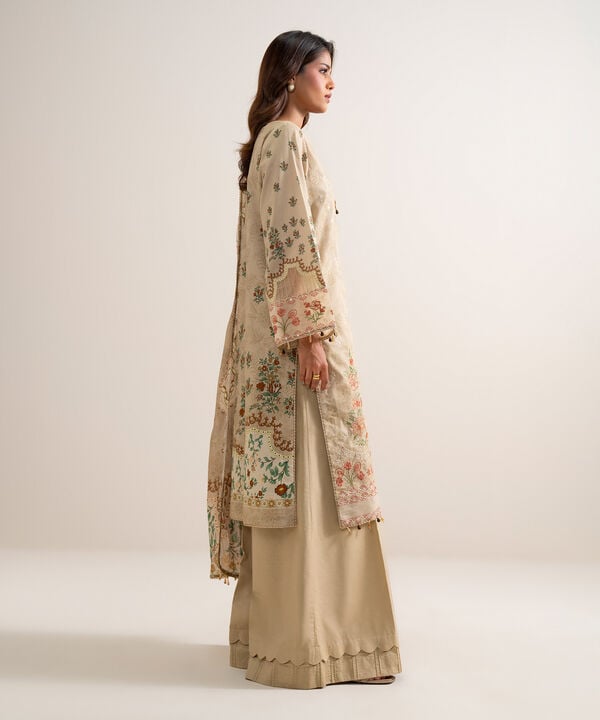 3 Piece - Embroidered Lawn Suit