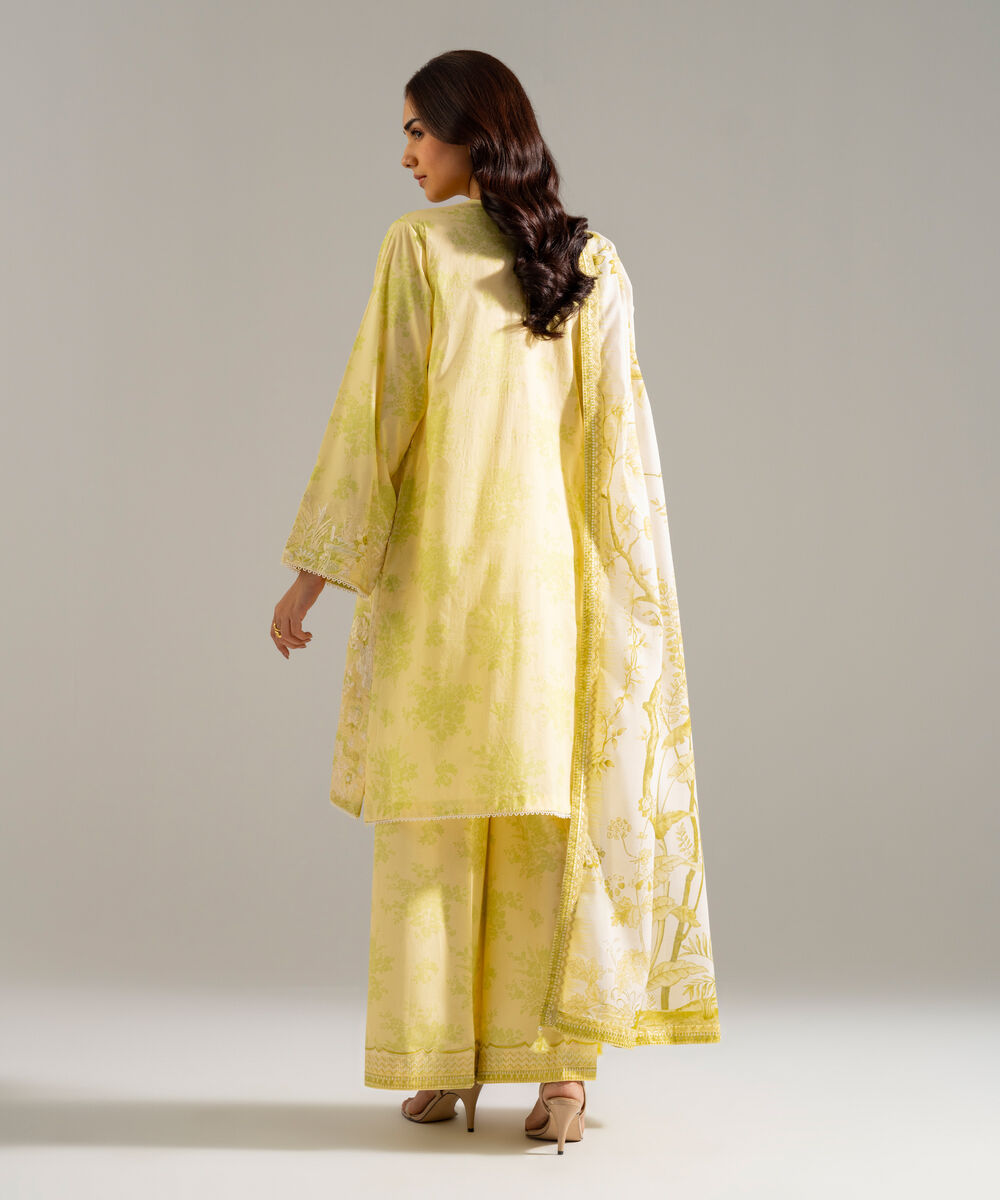 3 Piece - Embroidered Lawn Suit PEW26SCSTV91