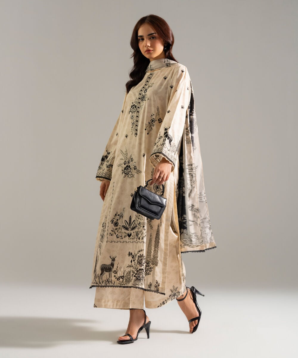 3 Piece - Embroidered Lawn Suit PEW26SCSTV93
