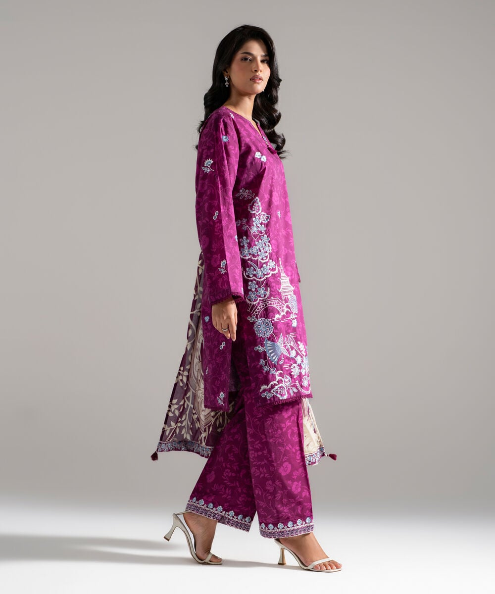 3 Piece - Embroidered Lawn Suit PEW26SCSTV98