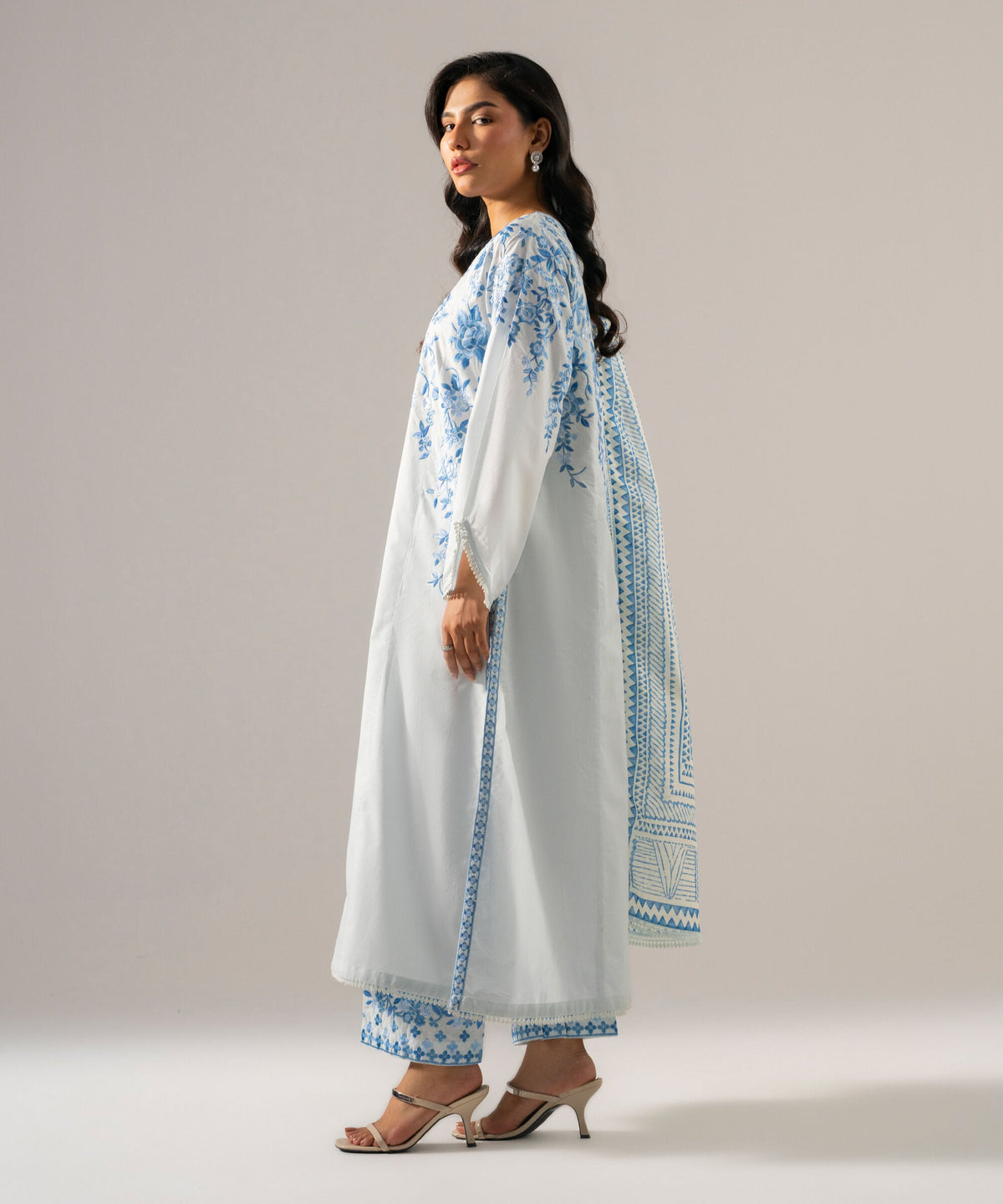 3 Piece - Embroidered Cambric Suit PEW26STV1014