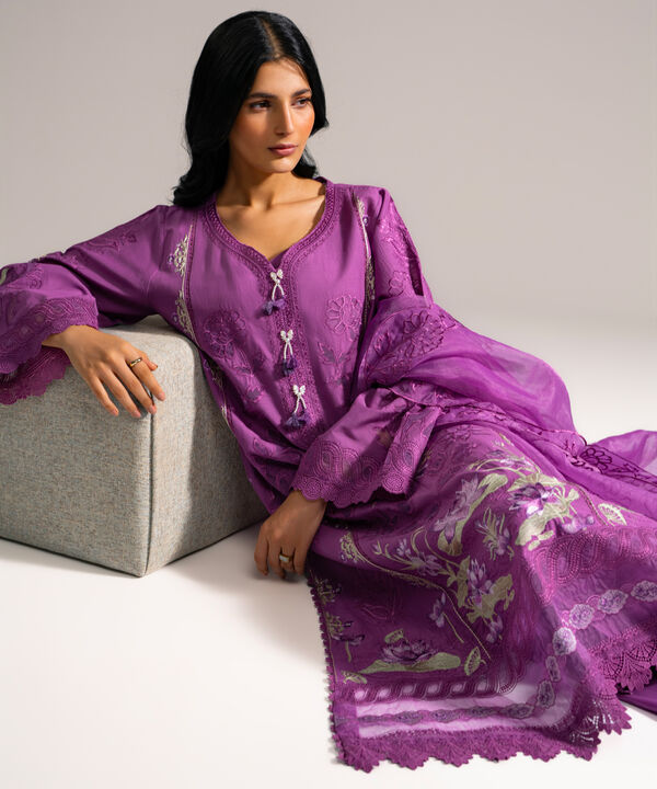 3 Piece - Embroidered Crosshatch Suit