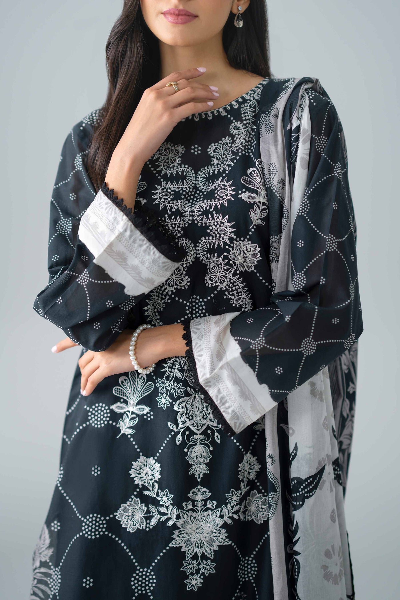 https://cdn.shopify.com/s/files/1/0534/2065/4791/files/PMS26-05-_6.jpg?v=1780297241