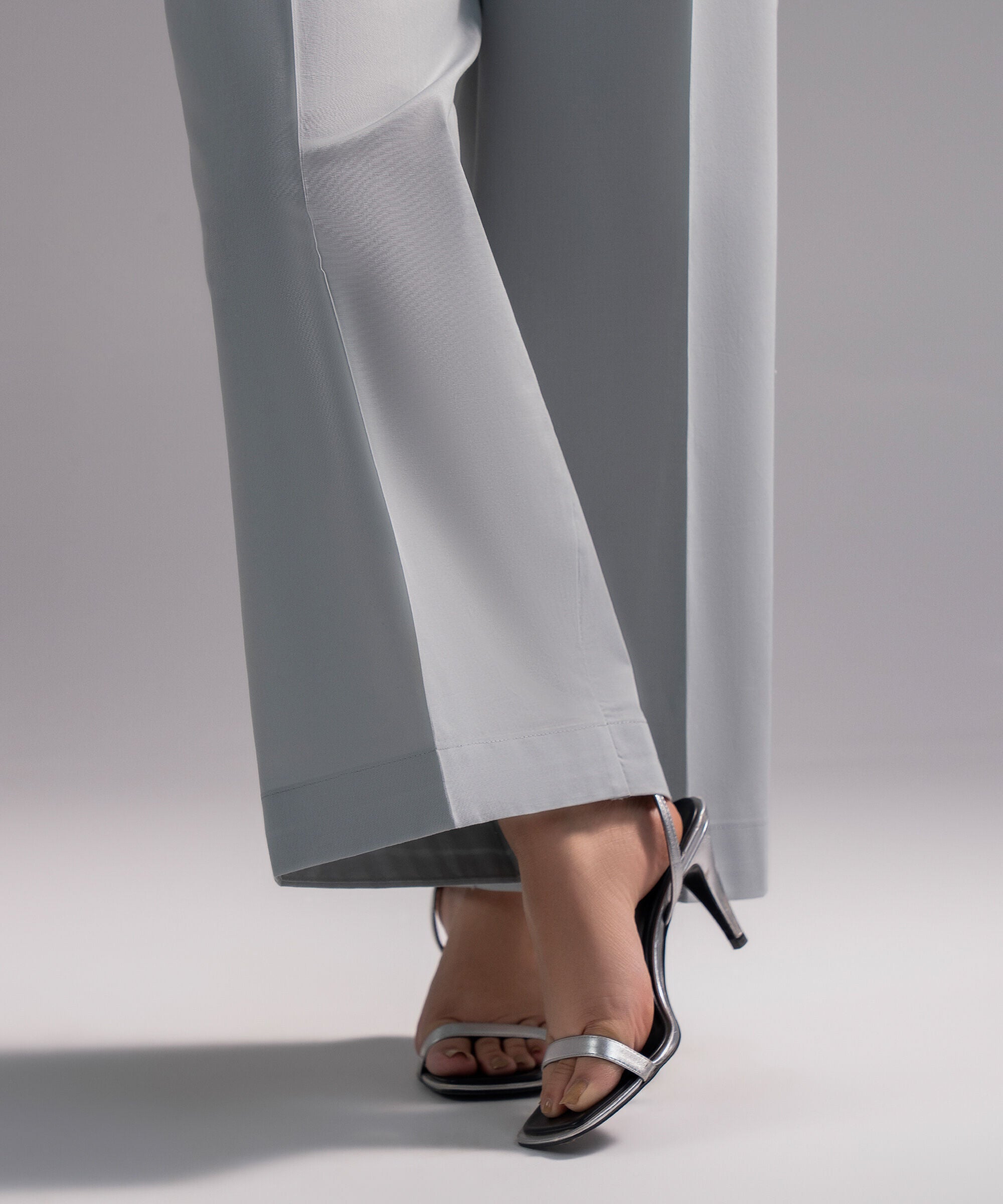 Women's RTW Cambric Solid Grey Culottes
