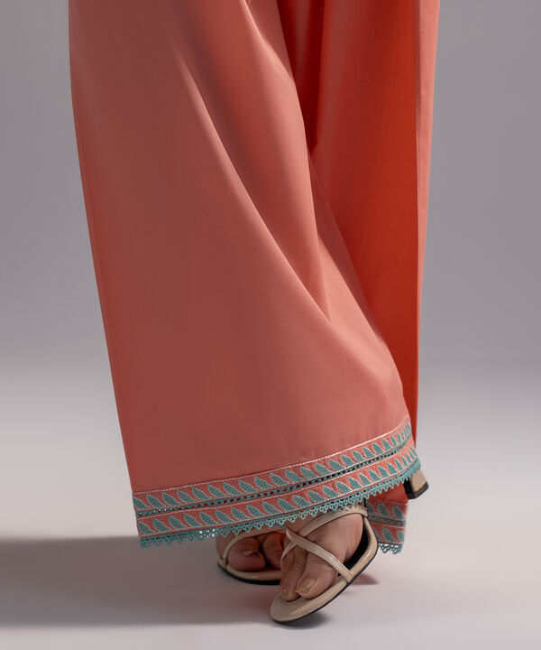 Embroidered Cambric Farshi Shalwar