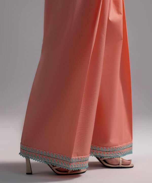 Embroidered Cambric Farshi Shalwar