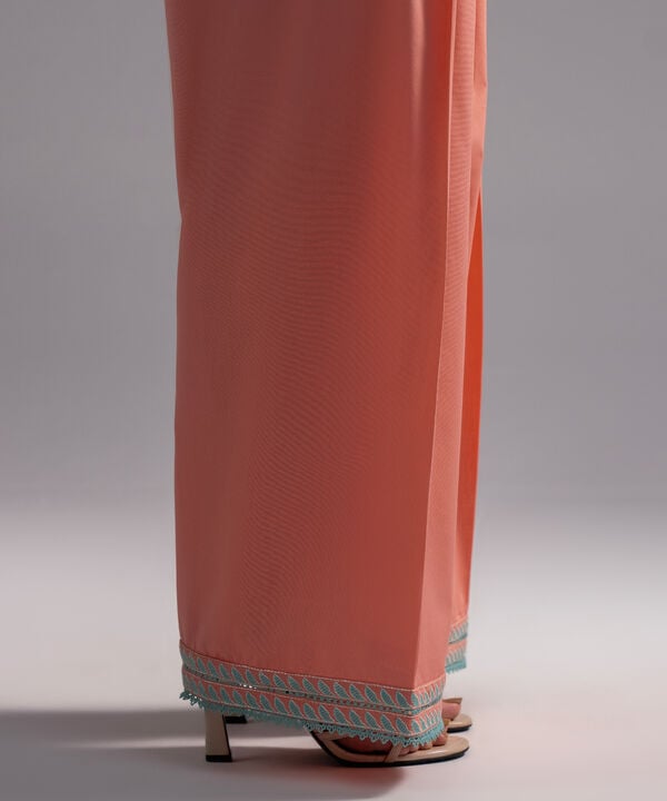 Embroidered Cambric Farshi Shalwar