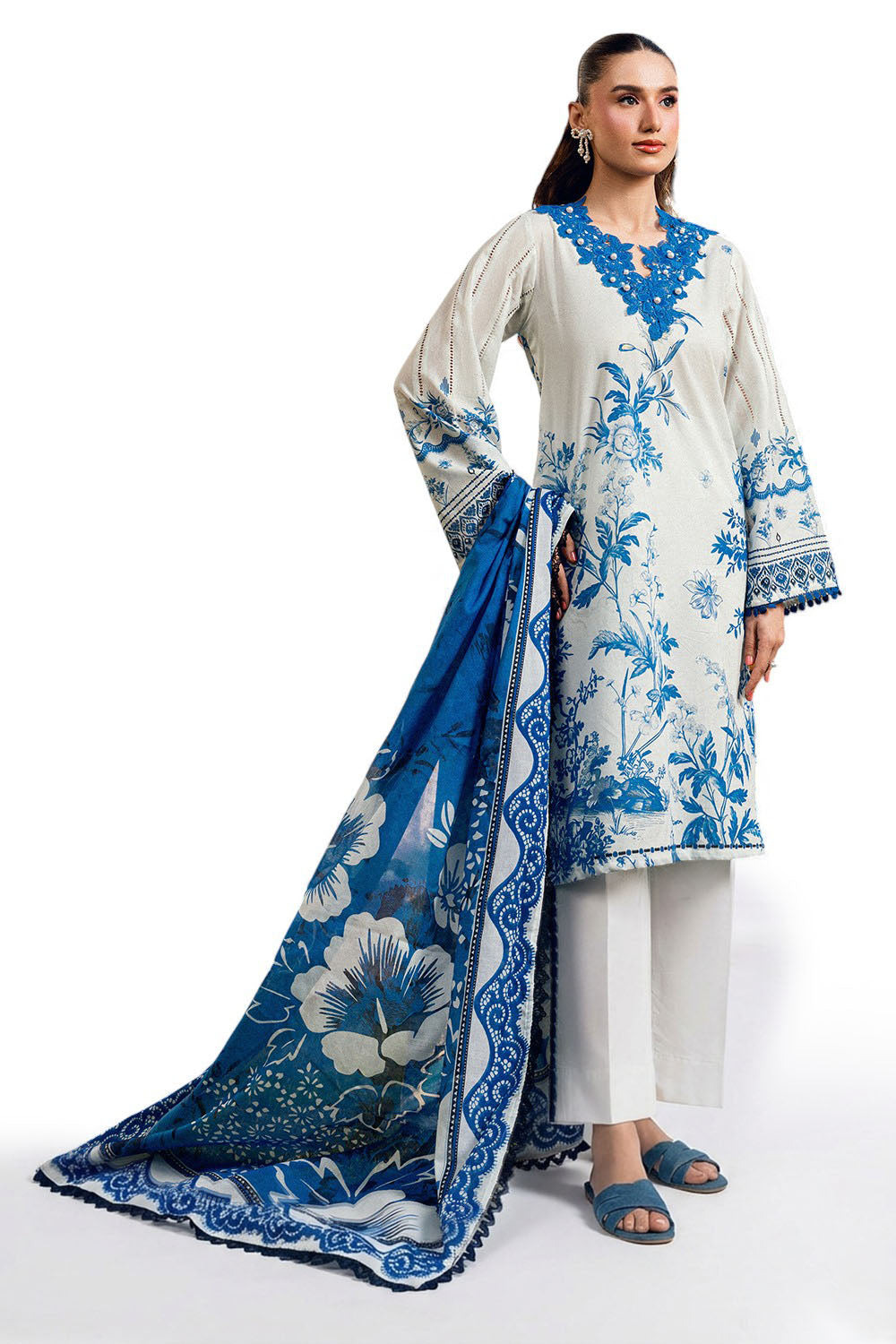 3 PIece Printed Lawn Suit