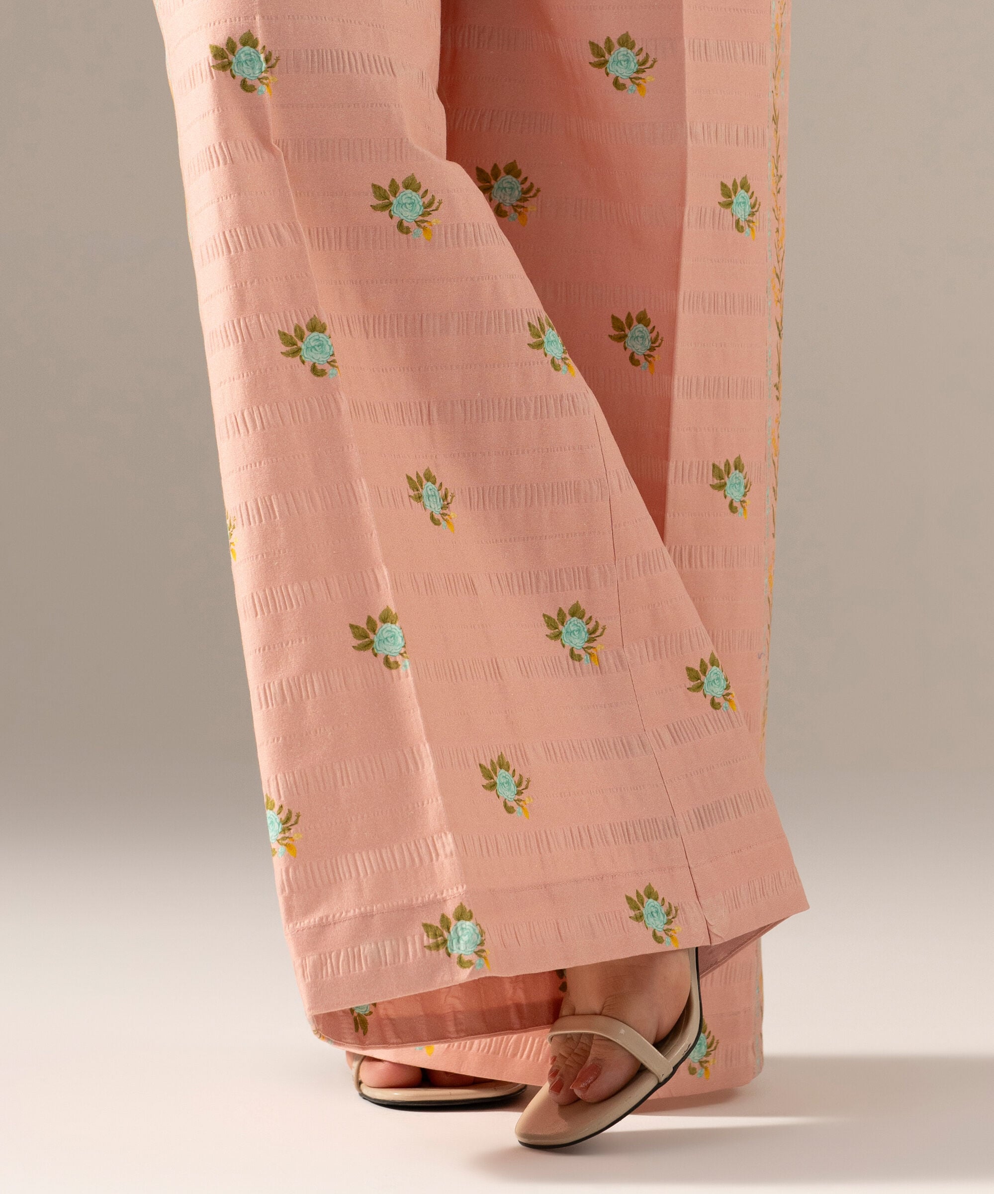 Printed Seersucker Flared Pants PRASTFRV819T