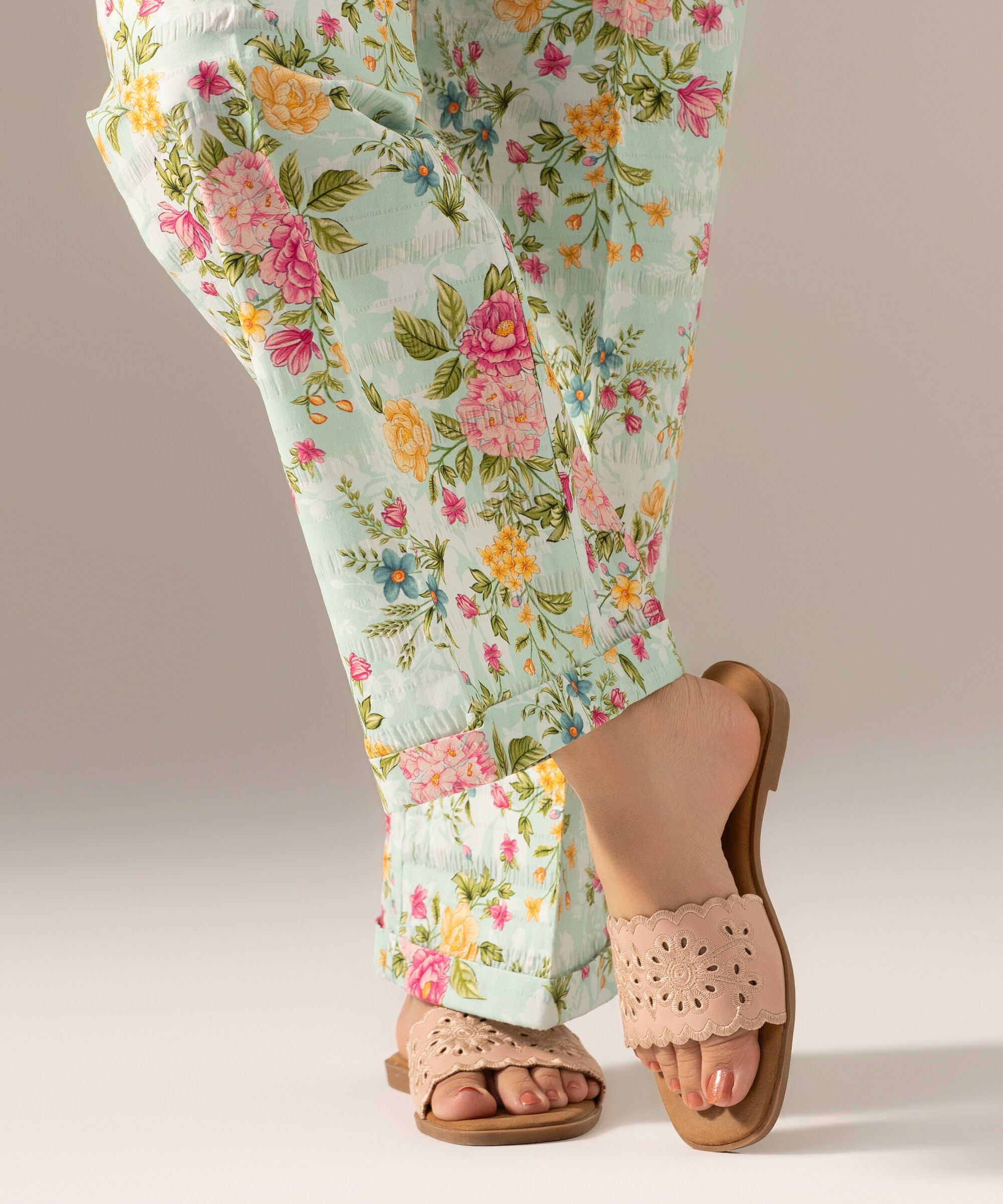 Printed Seersucker Straight Pants PRASTFRV820T