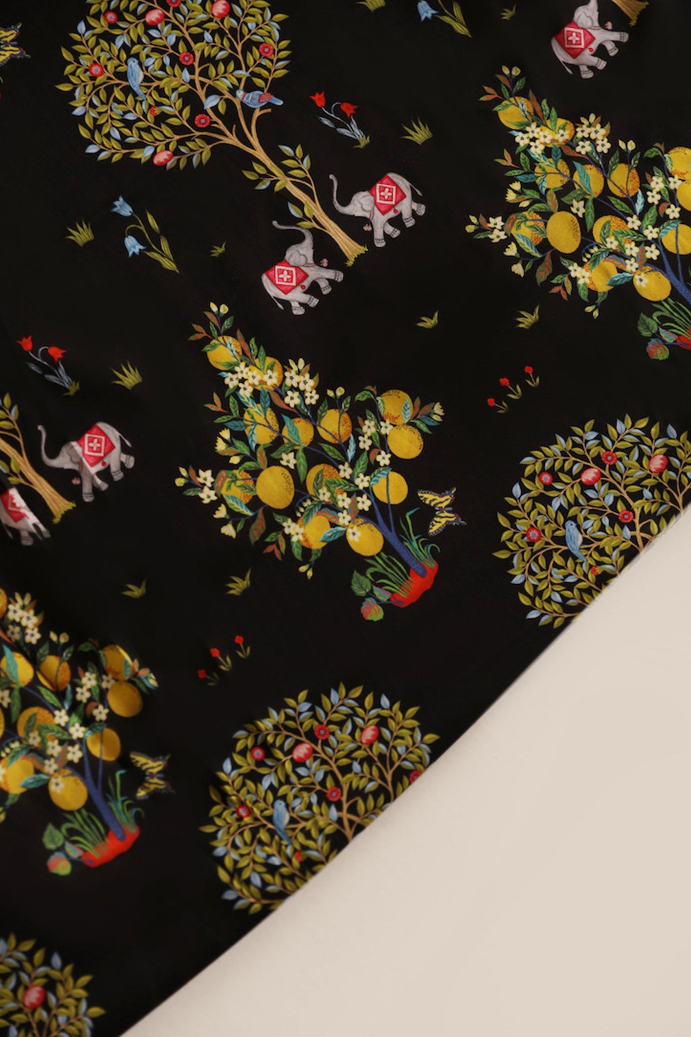 https://cdn.shopify.com/s/files/1/0081/0283/8329/products/PRODUCTIMAGES_0013_1O9A8405.jpg?v=1663236207