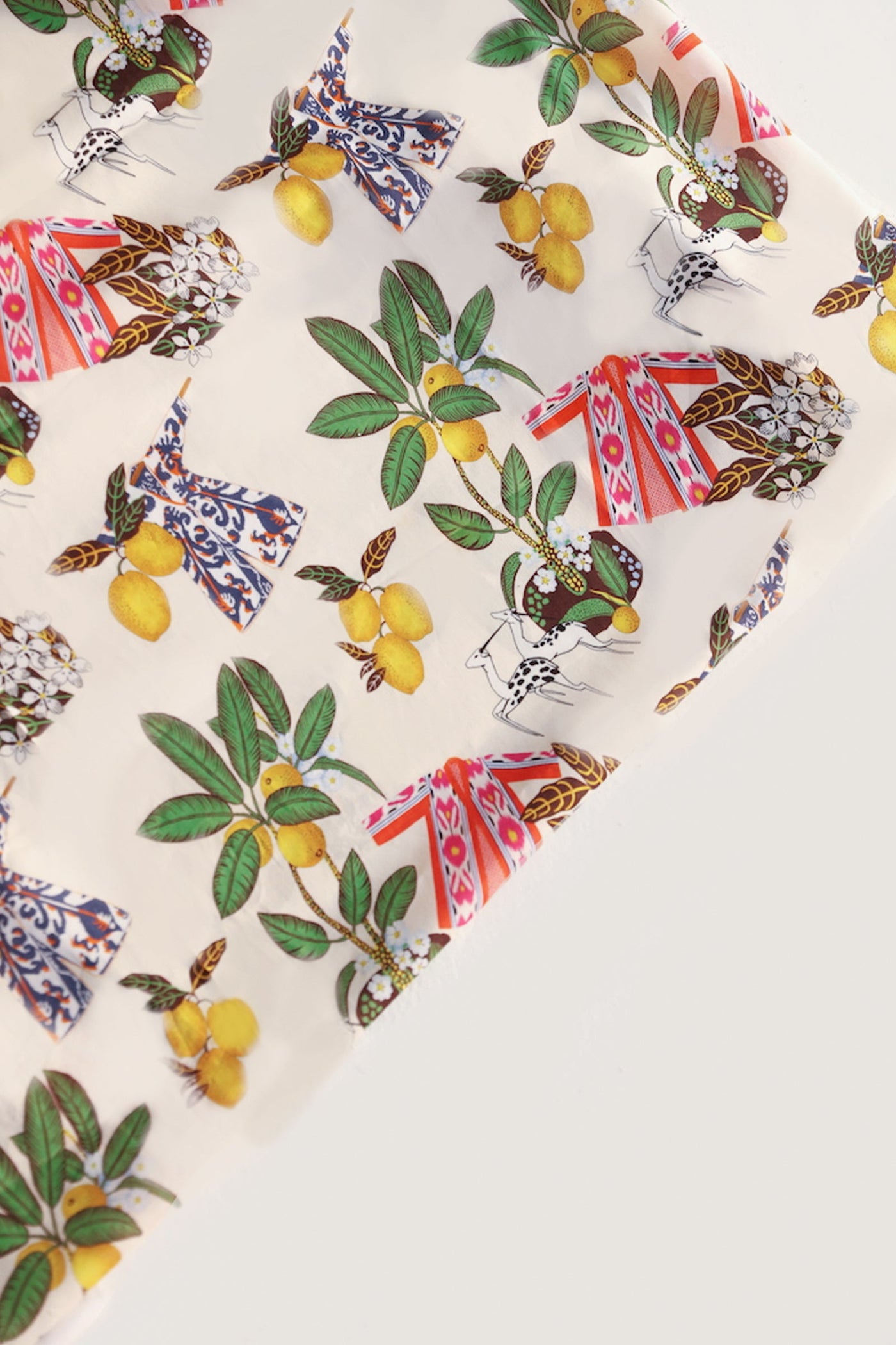 https://cdn.shopify.com/s/files/1/0081/0283/8329/products/PRODUCTIMAGES_0023_Layer3.jpg?v=1663235982