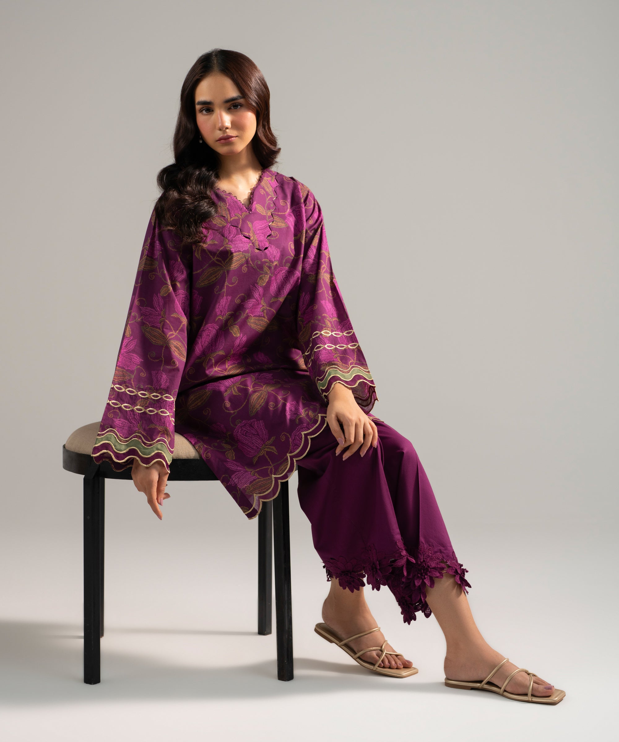 RTW 2 PC Suit PRS26CAHV698