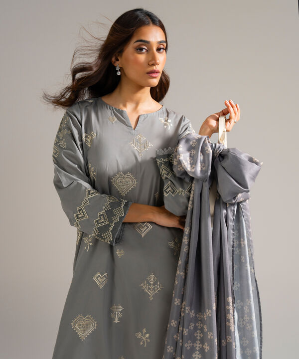 2 Piece - Embroidered Lawn Suit