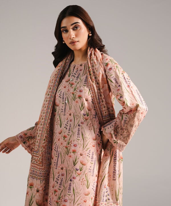 3 Piece - Embroidered Zari Lawn Suit