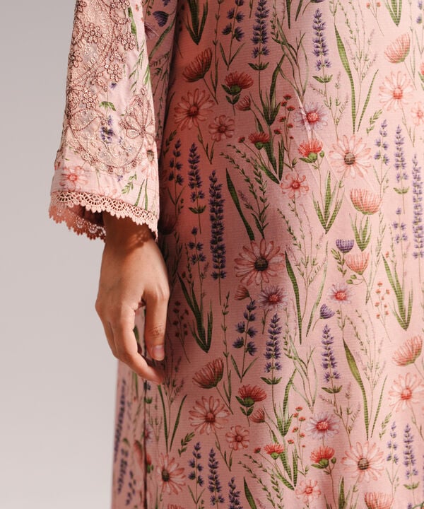 3 Piece - Embroidered Zari Lawn Suit