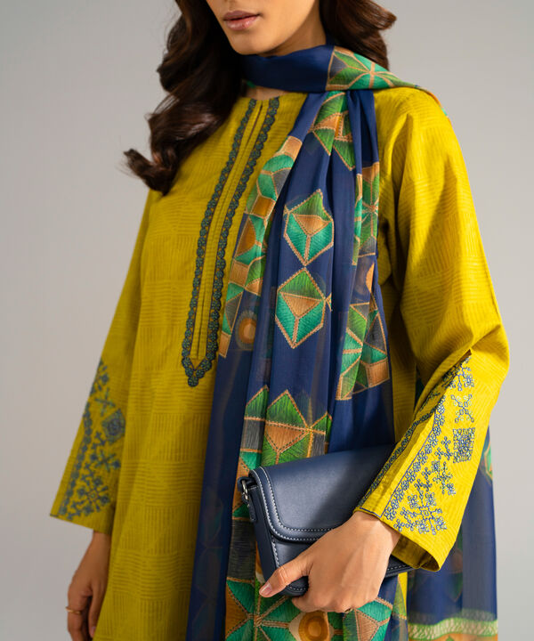 3 Piece - Embroidered Jacquard Suit